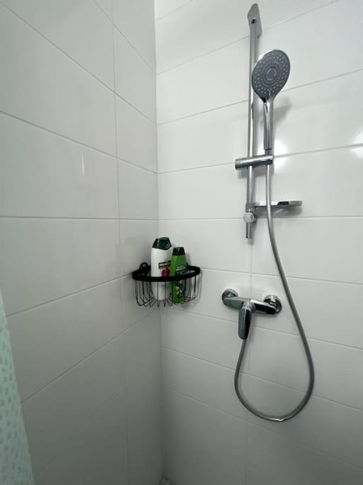 Hana Home Mantes-La-Jolie 6 Personnes Parking Public Gratuit Business&Family Exterior photo